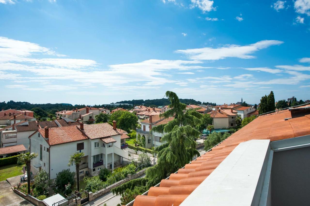 Apartment Canna Ровин Екстериор снимка